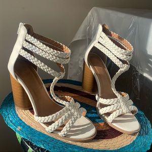 White heels sandals